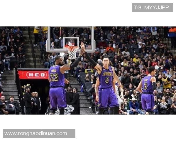 2007年骑士与湖人对决回顾：传奇对抗与篮球盛宴的经典瞬间