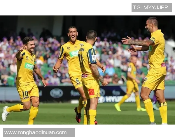 中部海岸与墨尔本胜利的激烈对决展现足球魅力与团队精神